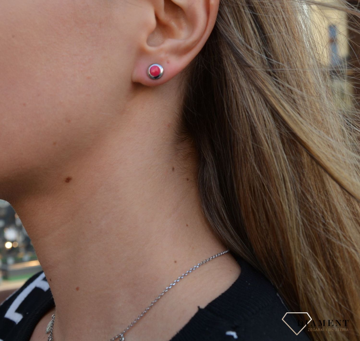 Piękne, delikatne kolczyki MELANO RUBIN RED. Kolczyki Damskie w Sklepie z Biżuterią zegarki-diament.pl.Piękne i Eleganckie kolczyki dla Kobiet.Darmowa wysyłka..jpg